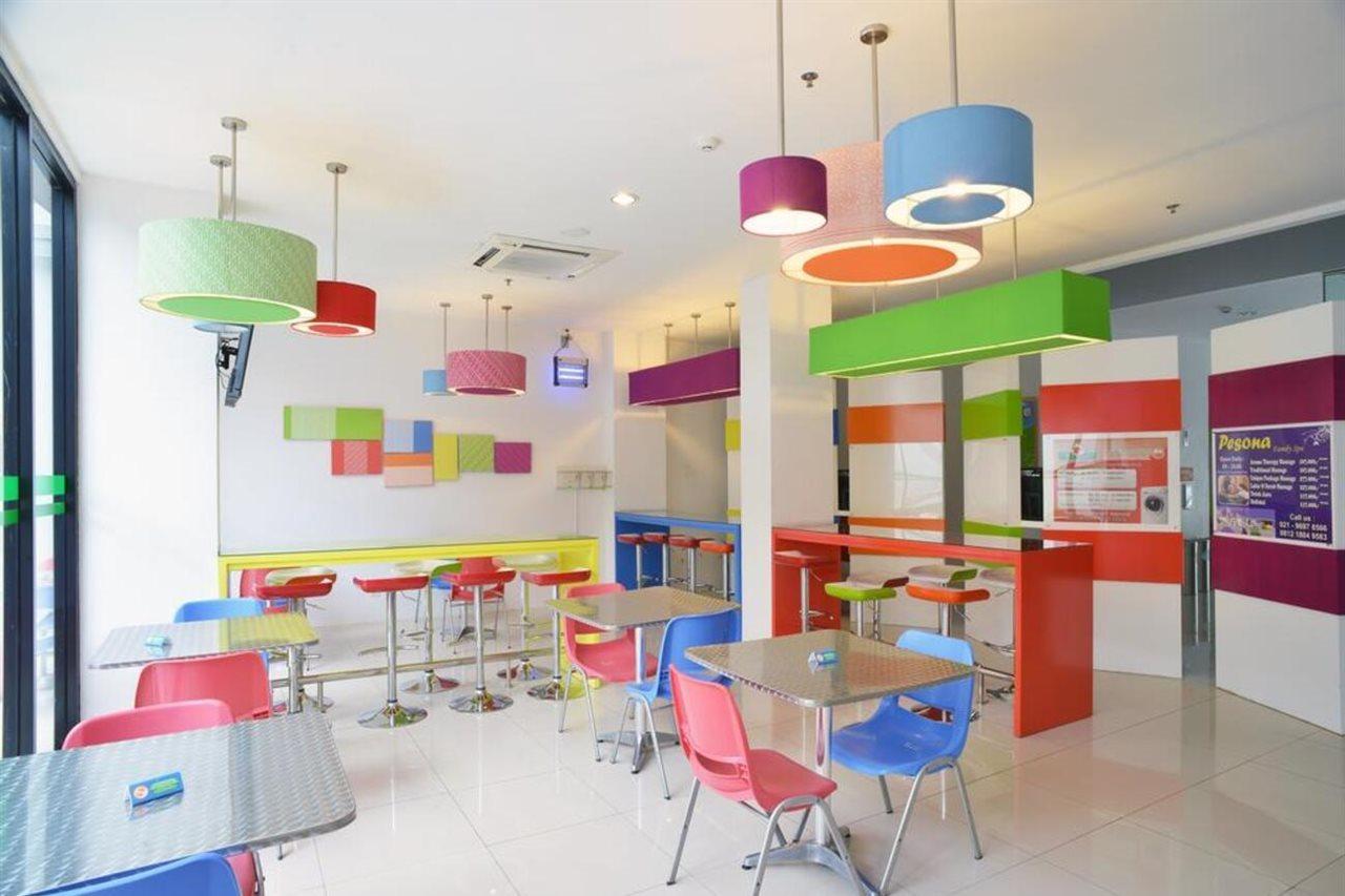 Pop! Hotel Tebet Yakarta Exterior foto