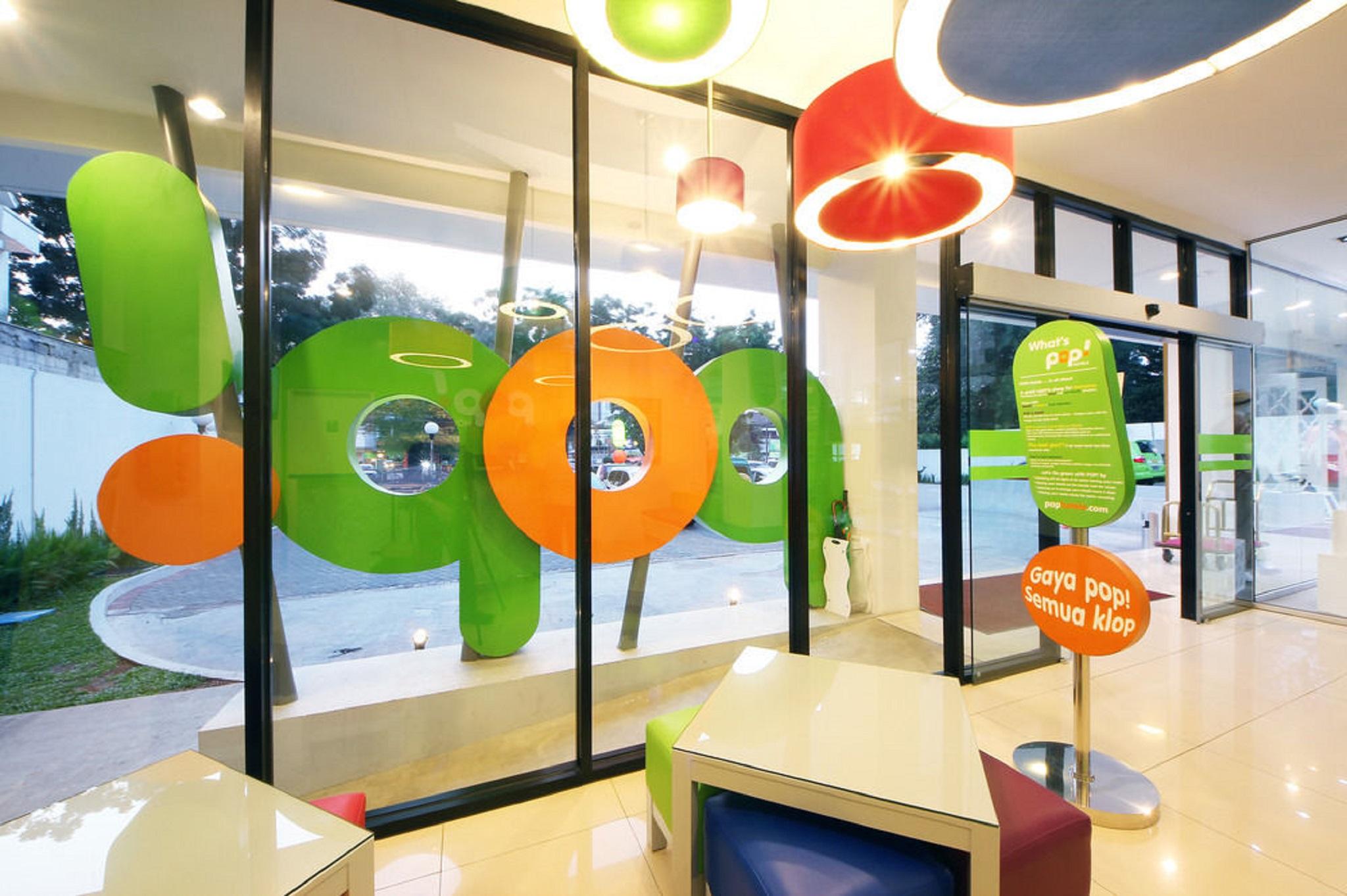 Pop! Hotel Tebet Yakarta Exterior foto