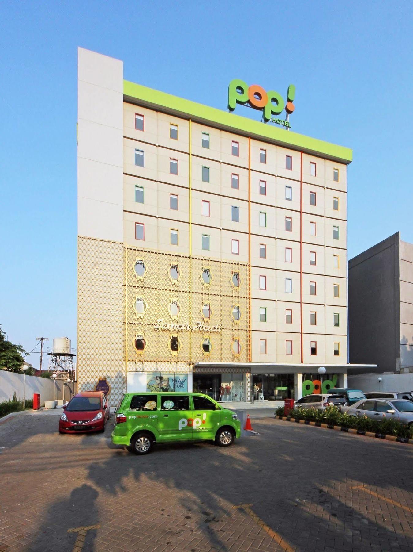 Pop! Hotel Tebet Yakarta Exterior foto